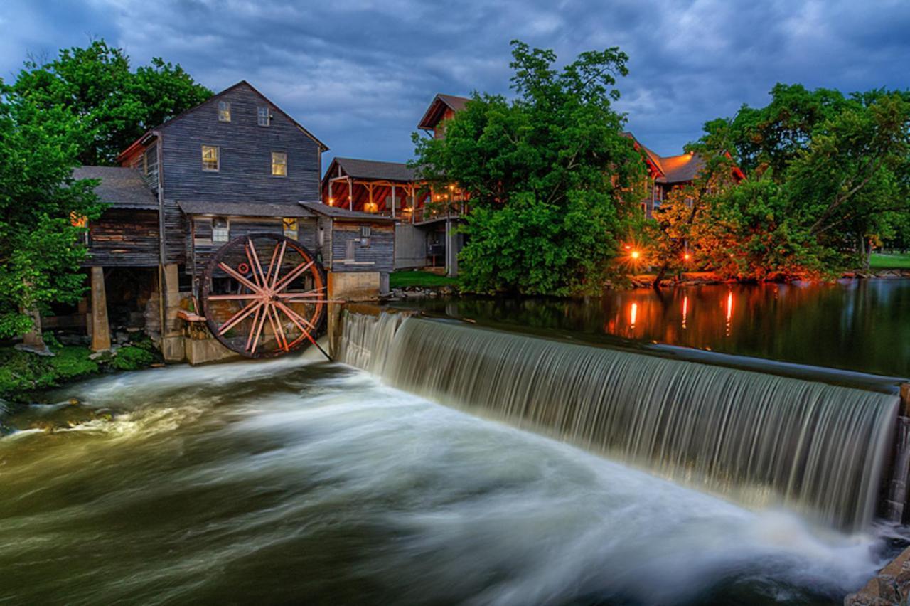 Rest Assured, Wifi, 1089 Free Tickets Each Paid Day, Dollywood And More 비둘기 포지 외부 사진